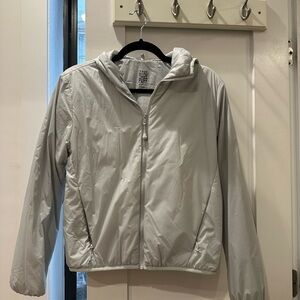 Aritzia The Pillow Puff 2XS in Soft Rain Grey